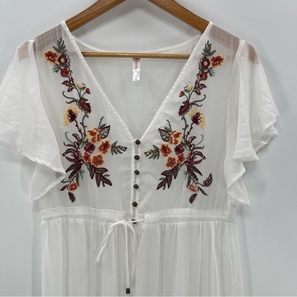 Xhilaration Tops - Xhilaration Y2K Cottagecore White Embroidered Boho  Duster Kimono Size Small